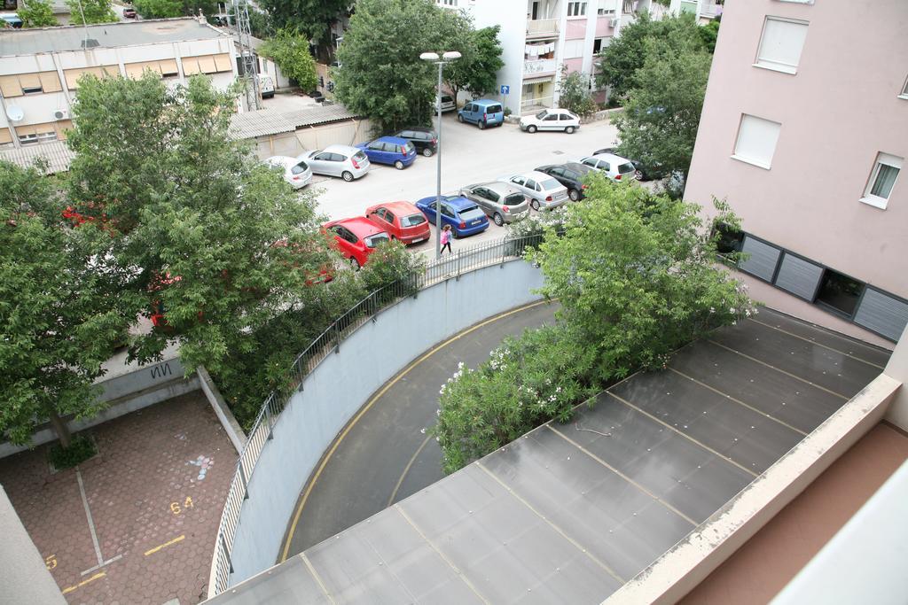Apartment Dg With Parking Garage Split Extérieur photo